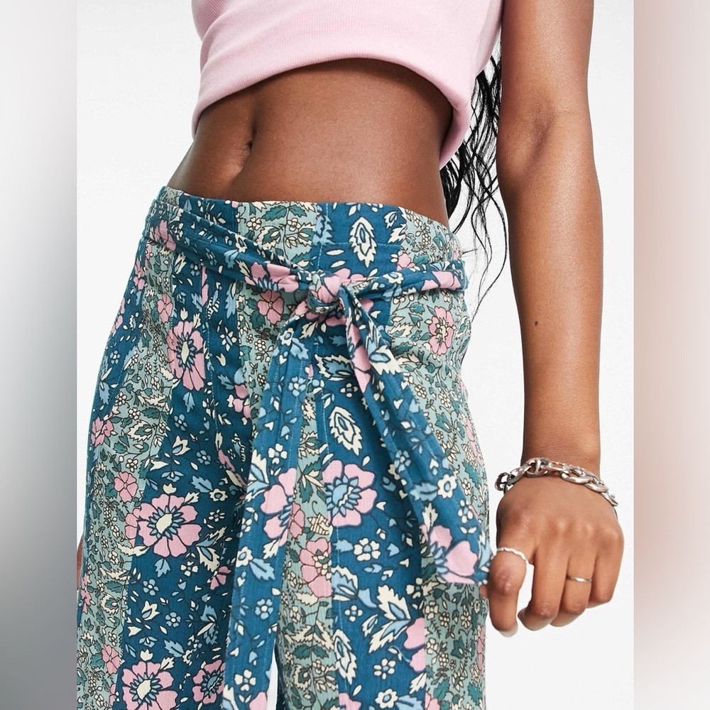 FREE PEOPLE Women’s Bali Sultry Bohemian Flare Pants-Sage Color-Size Small NWT - Picture 9 of 16